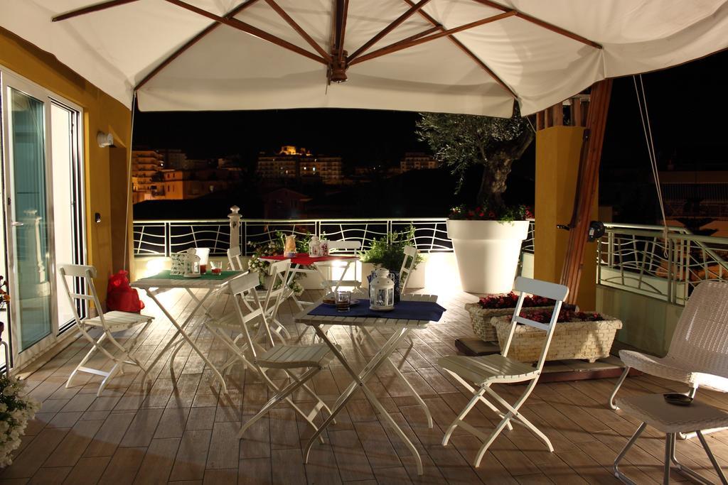 B&B I Fiori Del Mare Agropoli Exterior photo